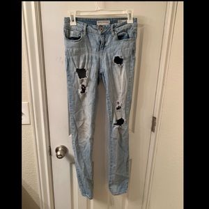 Pac Sun Bullhead brand stretchy jeans!